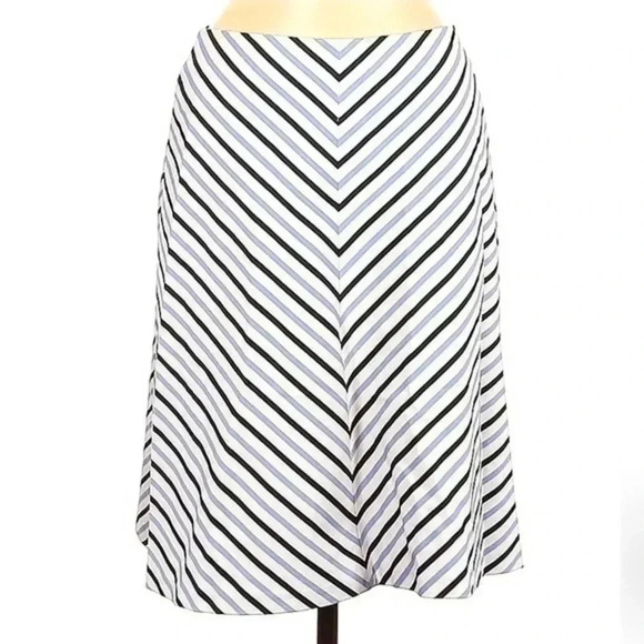 Banana Republic | Periwinkle Black Grey Chevron Stripe A-Line Skirt Size 2 XS - Picture 1 of 2